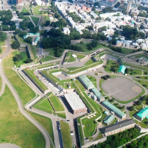 THE FORTRESS OF OLD QUÉBEC