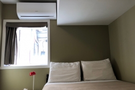 Chambre double standard cl'imatisée avec salle de bain privée